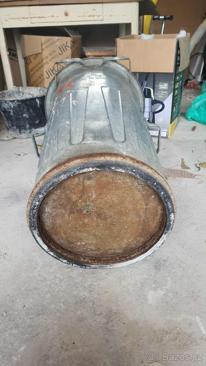 Popelnice plechová - 2