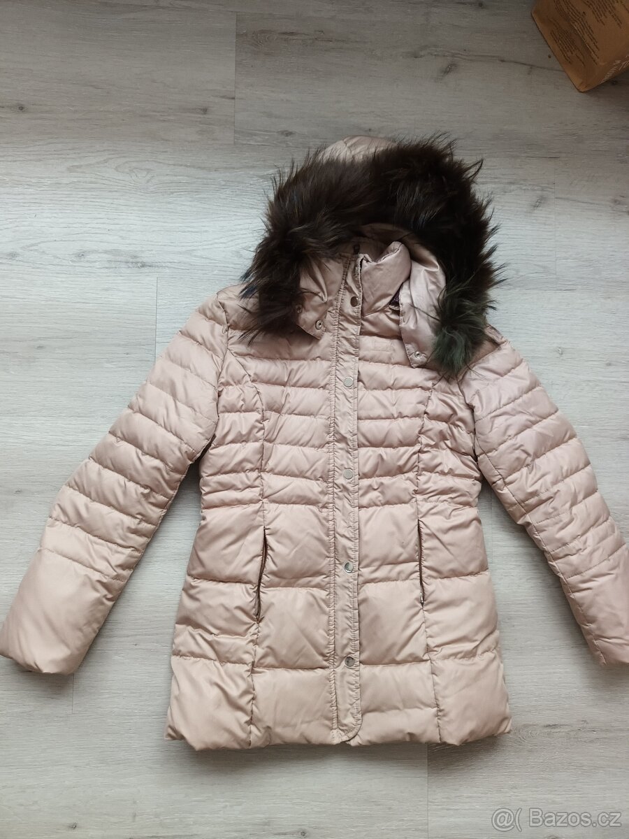 Péřový kabát značky KARA - 2