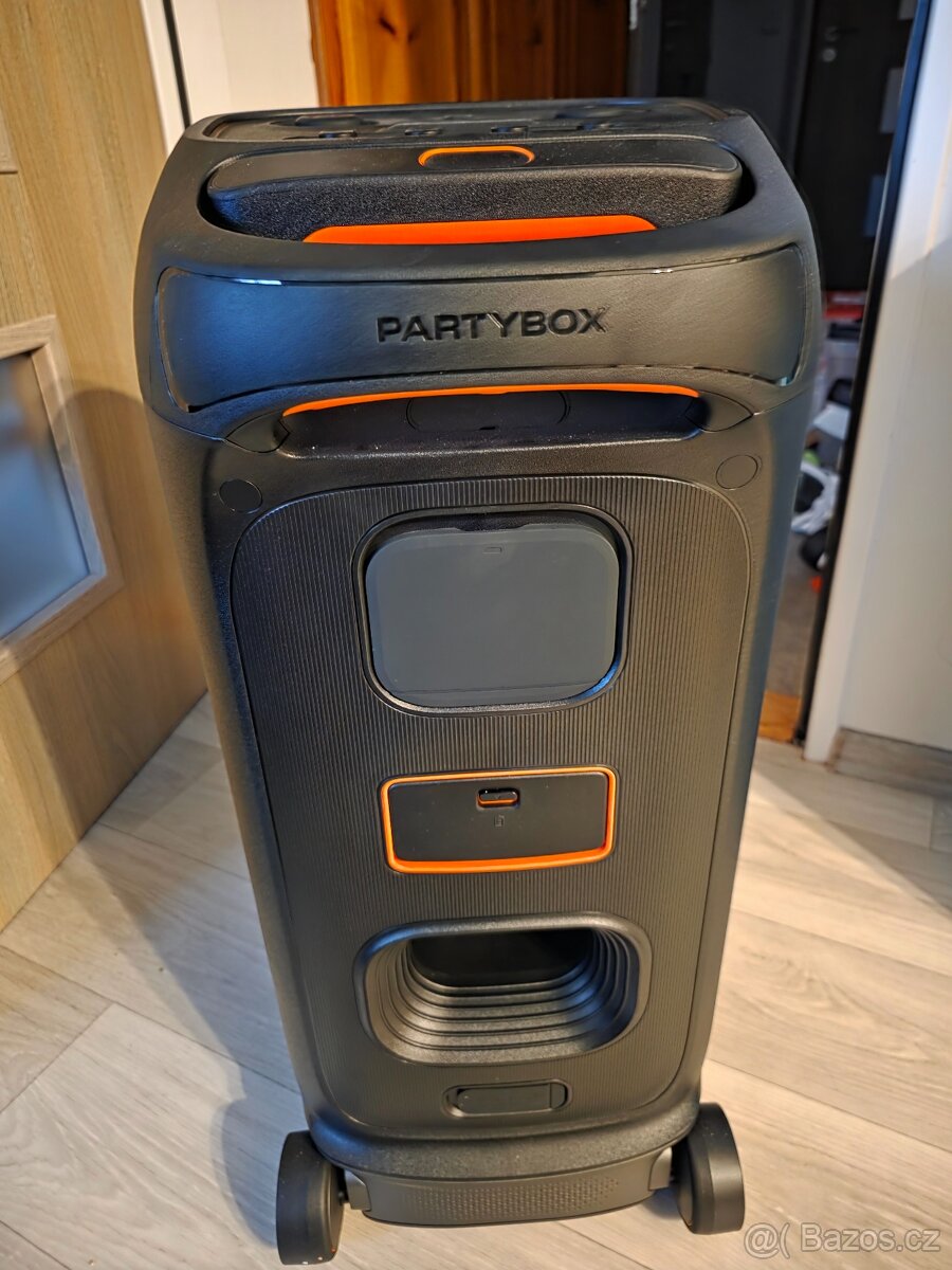 JBL Partybox stage 320 - zánovní, 2 roky záruka - 2