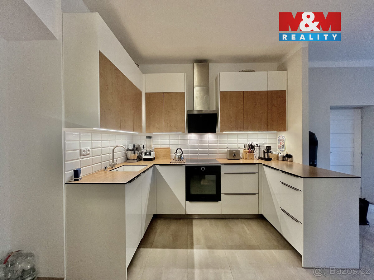 Pronájem bytu 2+kk, 62 m², Kolín, ul. Kmochova - 2