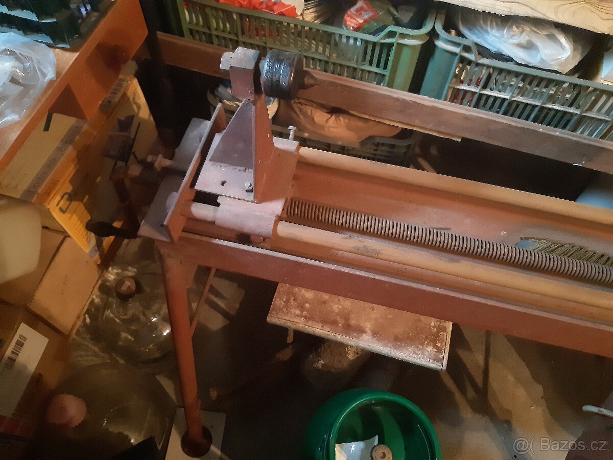 Soustruh na dřevo - 2
