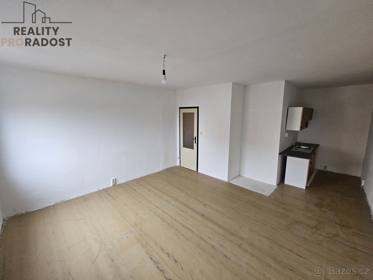 Teplice, Podnájem DR bytu 1+kk, Krušnohorská ul. - 2