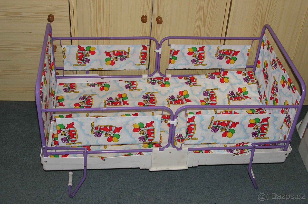 Cestovní skládací postýlka - 2