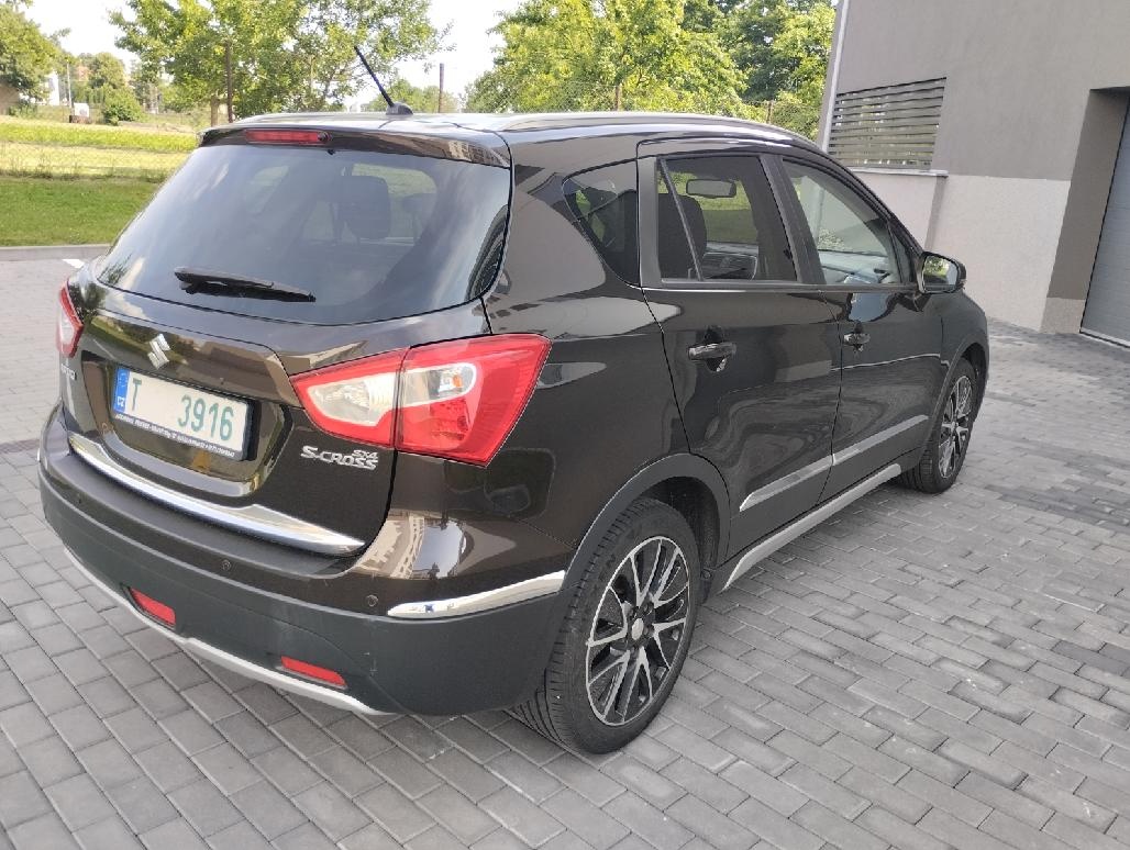 suzuki s-cross 1.6i 16v. 88kw.full led xenon.automat 7rych. - 2