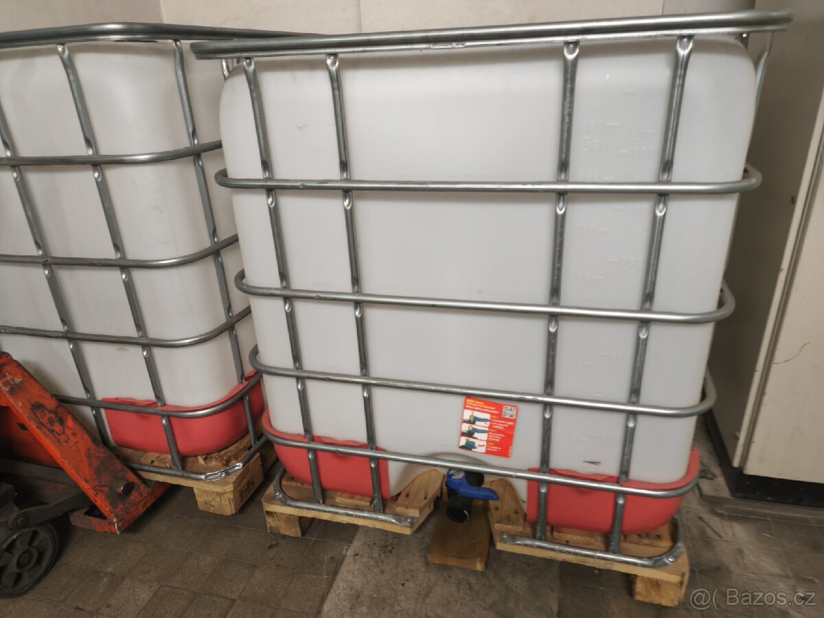 IBC Nádrž 1000l - 2