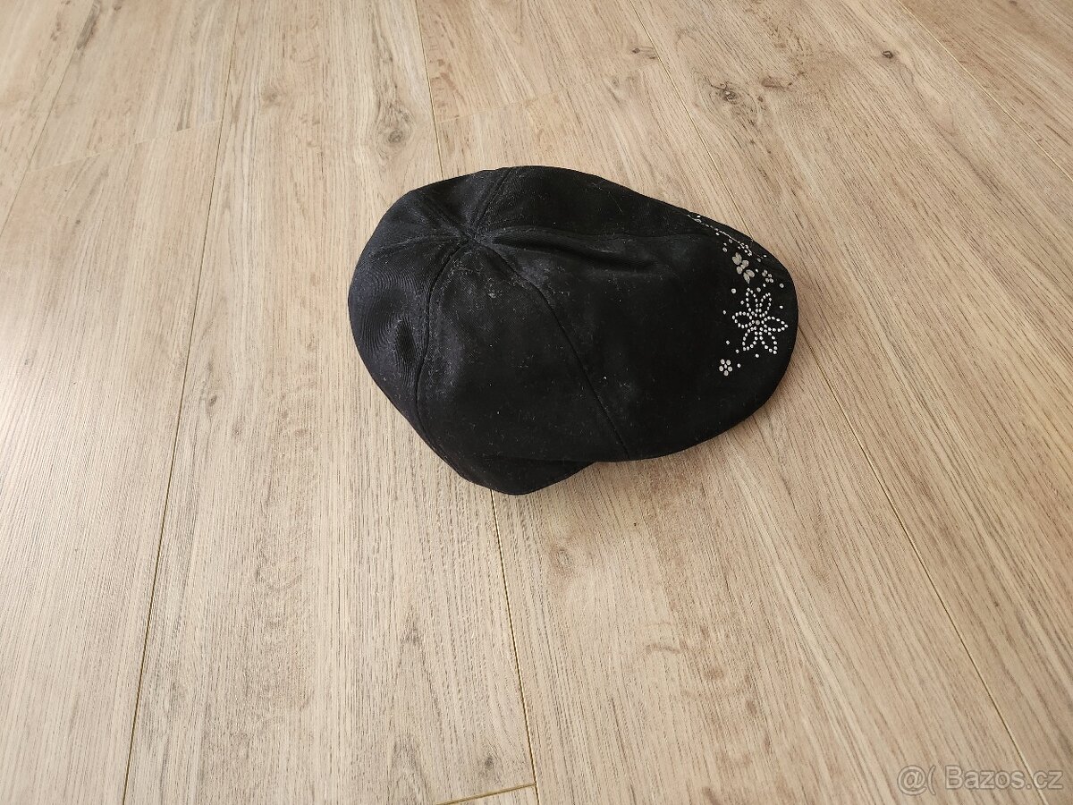 Nová kšiltovka s kamínky - 2