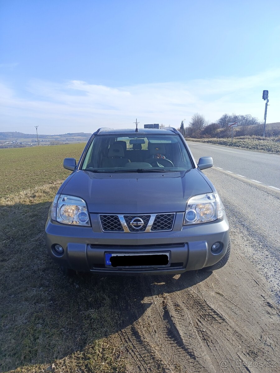 Nissan X-Trail 2.2dci 100kw 4x4 - 2