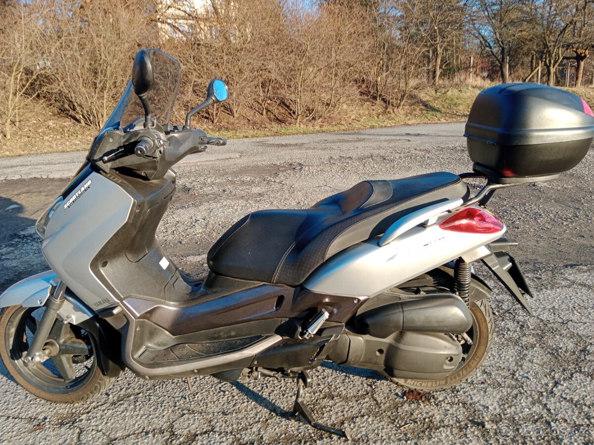 YAMAHA X MAX 125ccm/ 11Kw. - 2