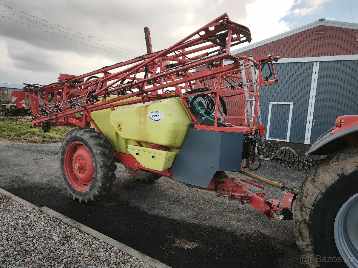 Prodám tažený postřikovač - 2