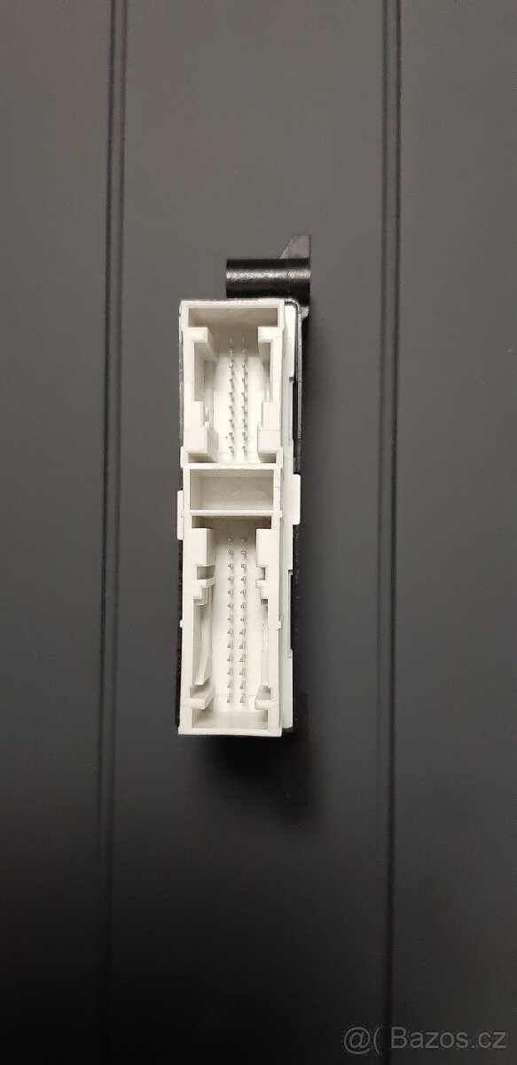 5Q0919283F Škoda Fabia 3 jednotka parkování zadní - 2