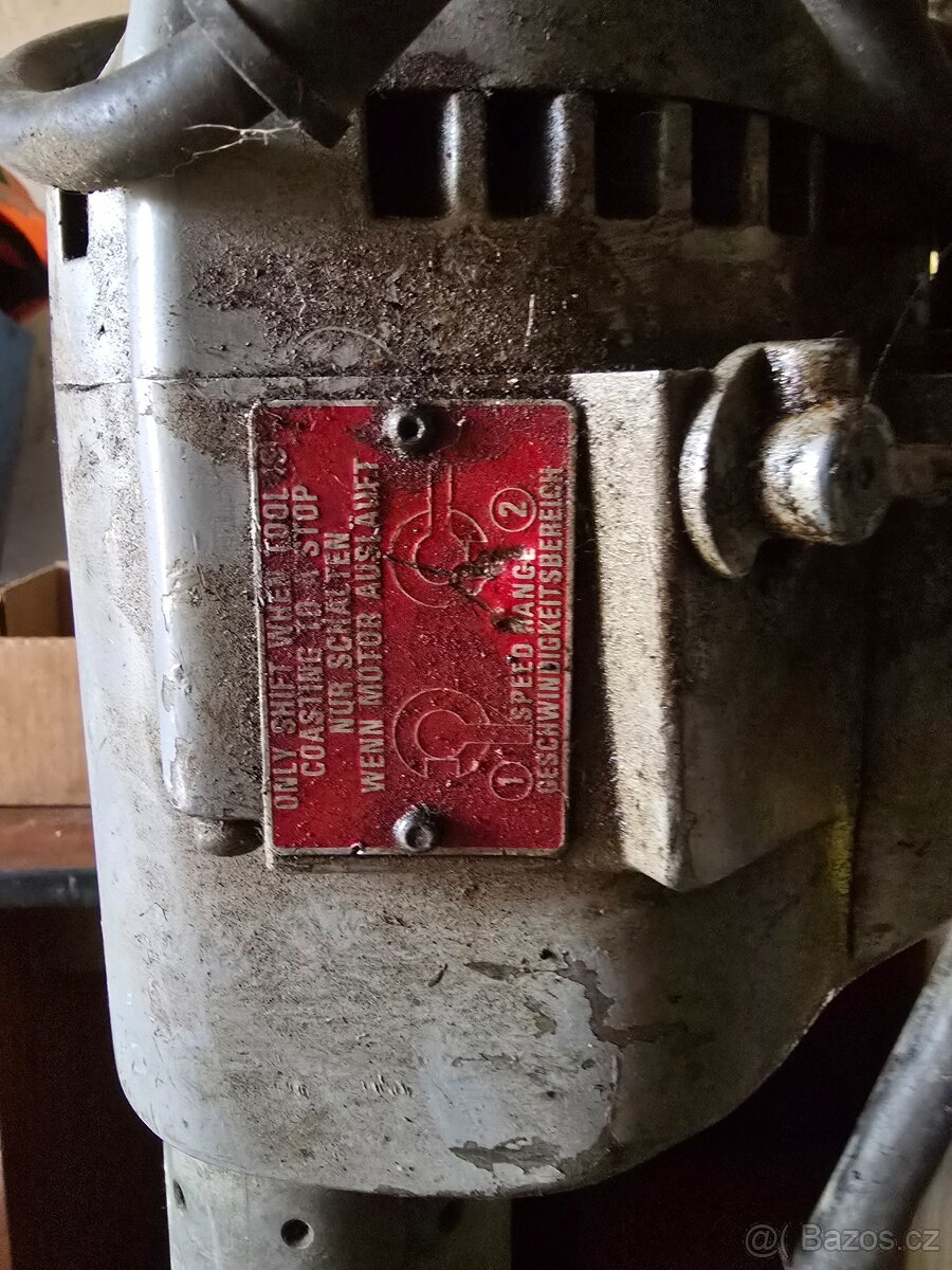 Vrtne nářadí, jadrová vrtačka - 2