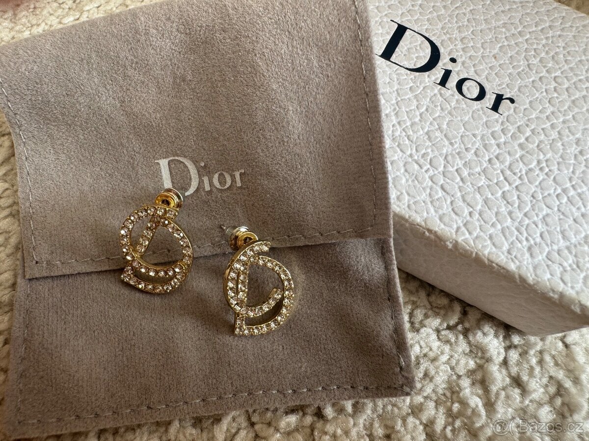 Zaujimave nausnice Ch.Dior - 2