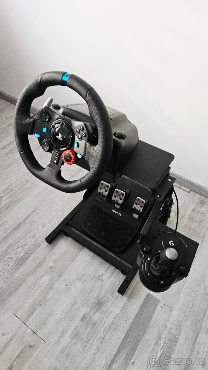 Volant Logitech G29 + řadící páka + stojan (PC, PS4/5) - 2