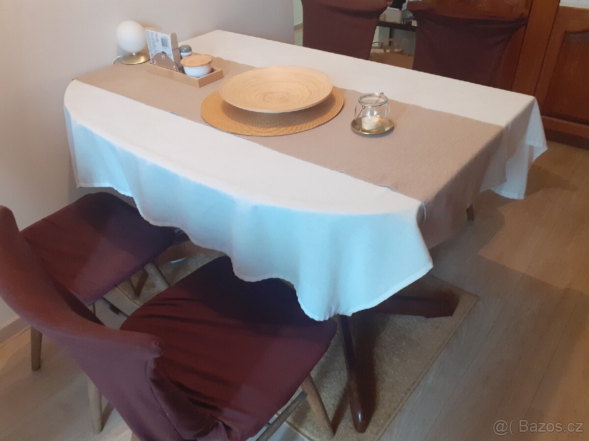 JÍDELNÍ STŮL ke zdi - 2