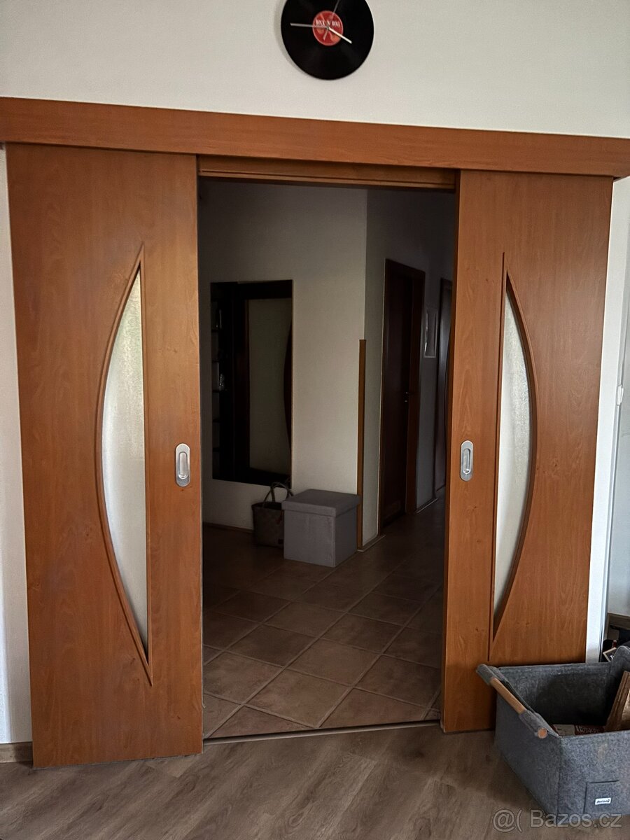 Interiérové posuvné dveře vč. pojezdu a garnyže - 2