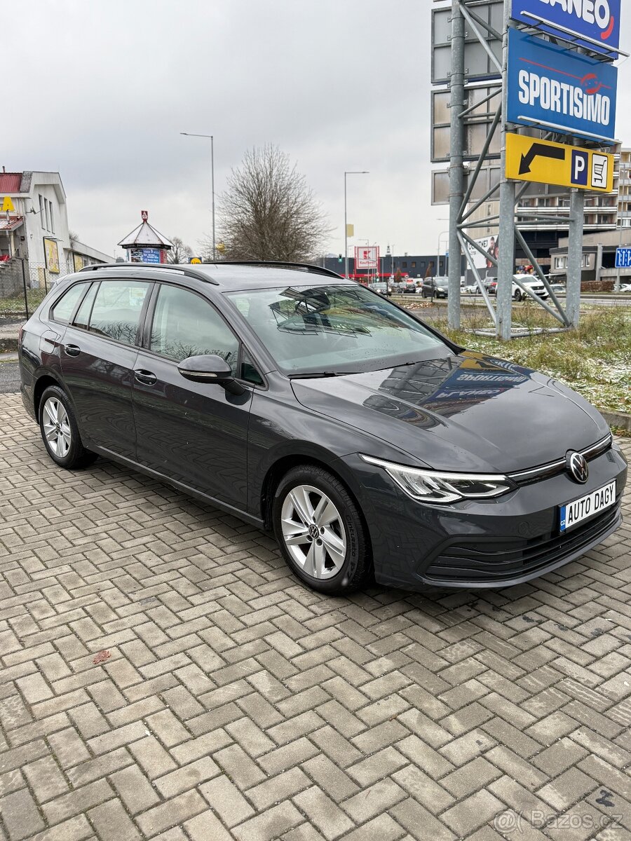 VW GOLF kombi 1.0 eTSI 81kw—DSG—2021–Full LED—ACC— - 2