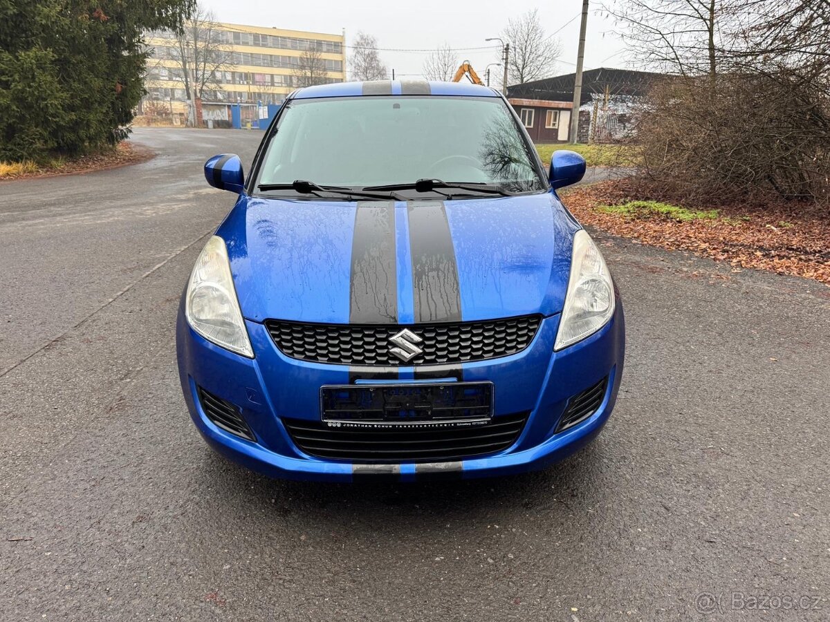 Suzuki Swift 4x4, 1.2 benzin, 2011, nová stk - 2