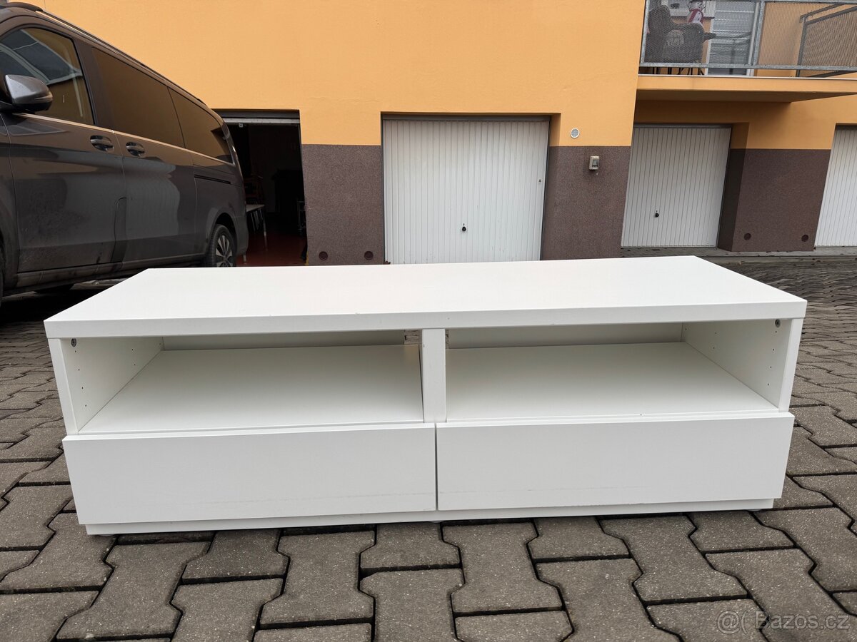 Ikea Tv stolek Bestå - 2