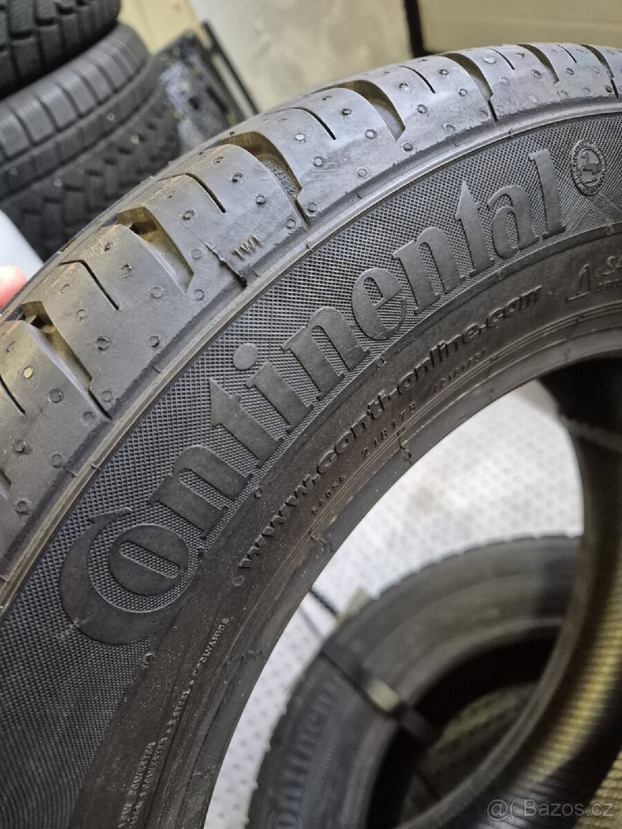 128. Letní pneu Continental 2 kusy 195/60/15 - 2