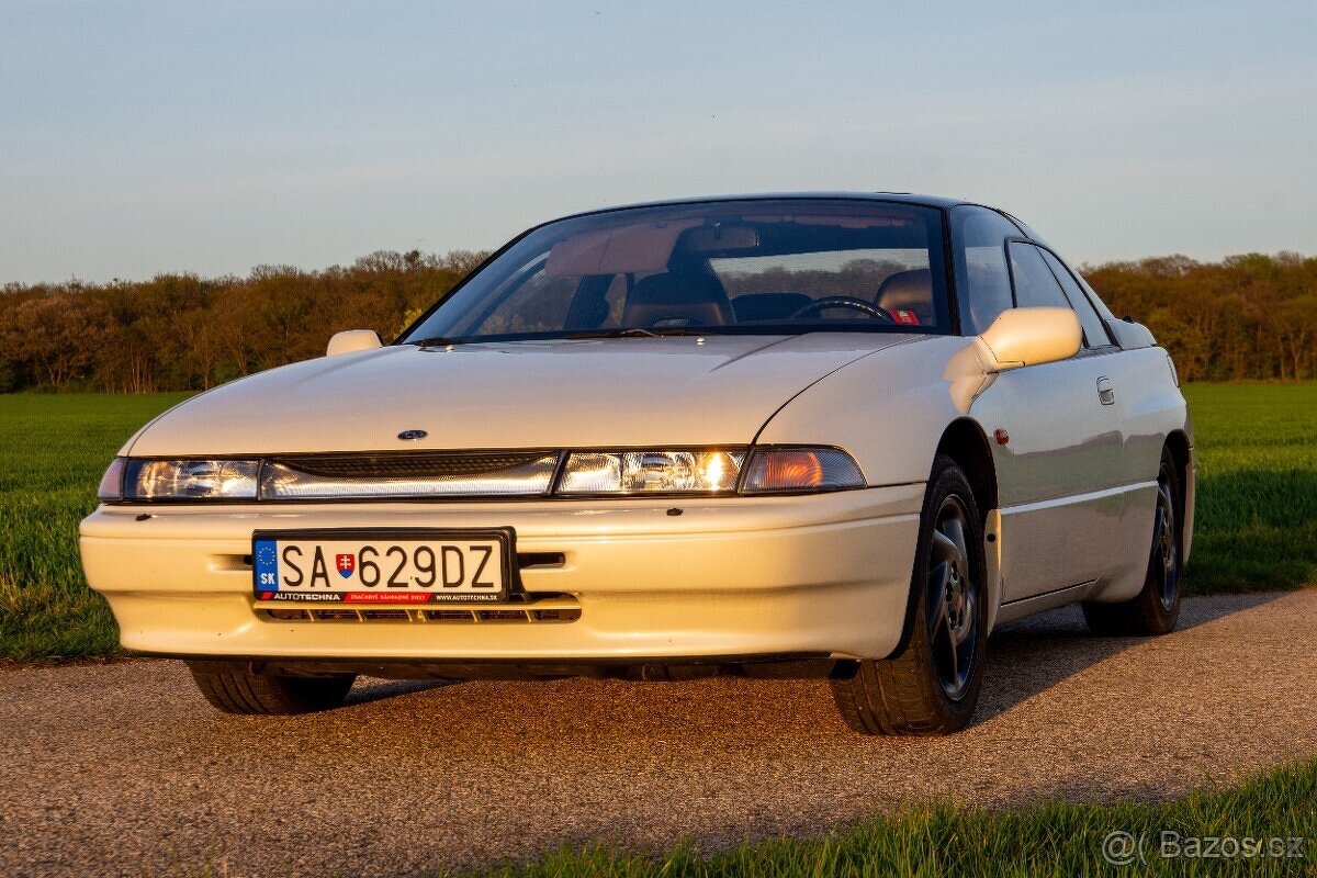 Subaru SVX - 2
