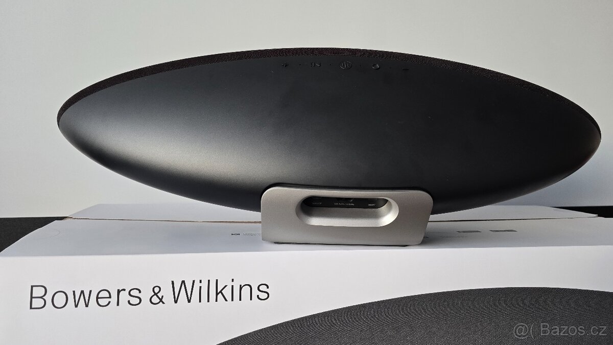 Bowers & Wilkins Zeppelin model 2021 - 2
