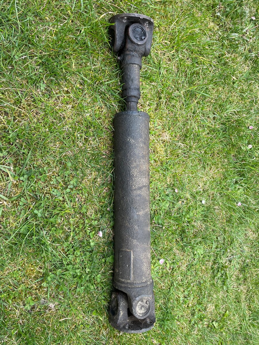 Přední kardan Lada Niva - 2