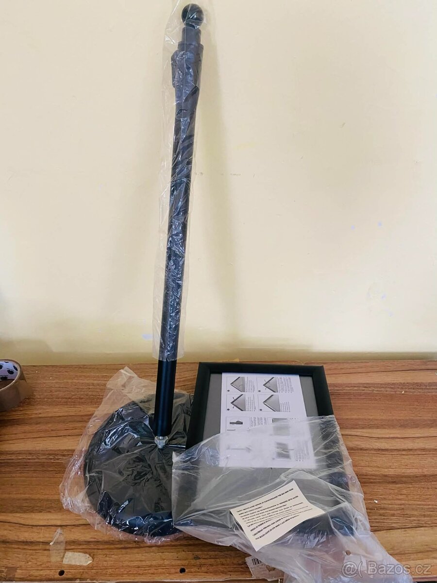 Teleskopický menuboard černý (A4) - 2