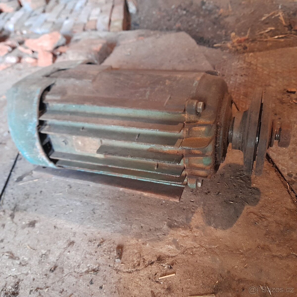 Prodám elektromotor - 2