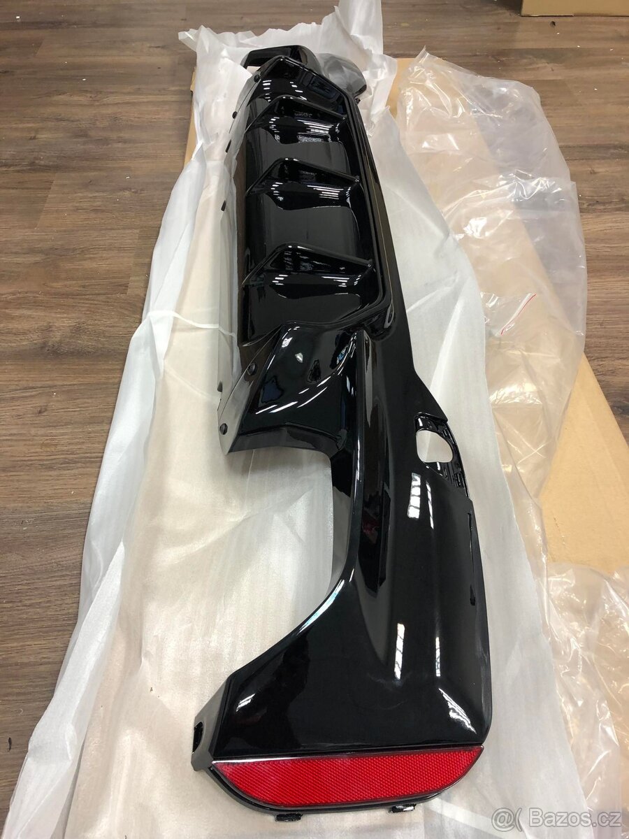 Difuzor M5 look na BMW 5 - G30 / G31 - 2