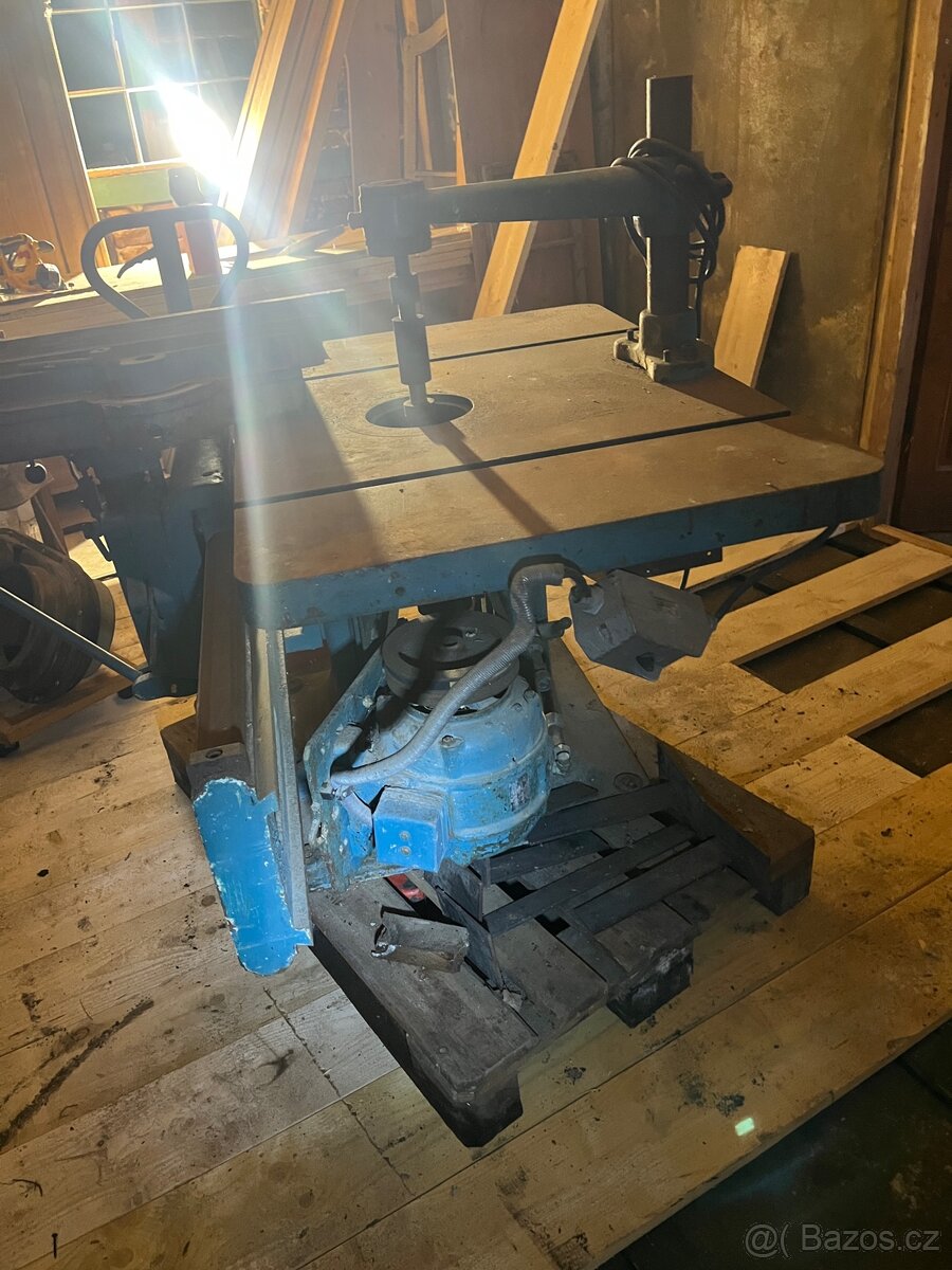 Truhlářská spodní fréza - 2