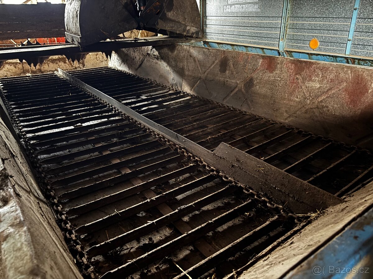 Rozmetadlo hnoje RUR-5 - 2