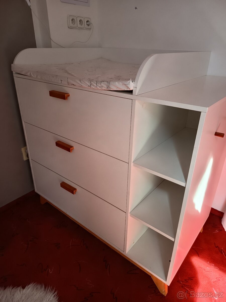 Přebalovací komoda - 2