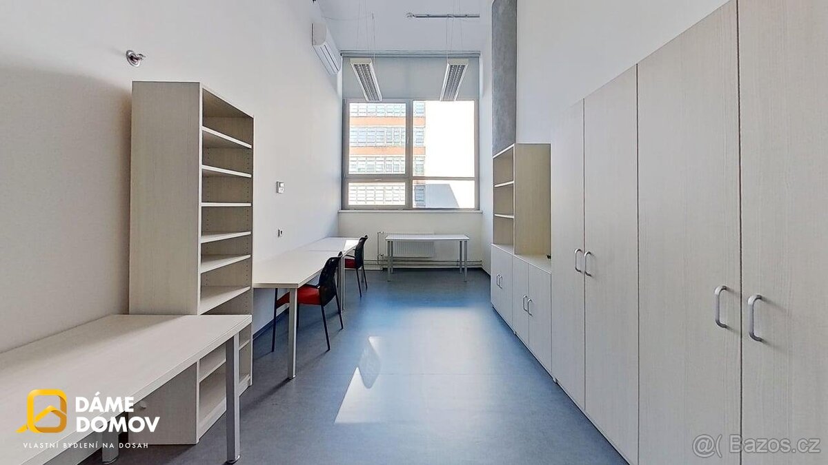 Pronájem kancelářských prostor v budově Max 32 – centrum Zlí - 2