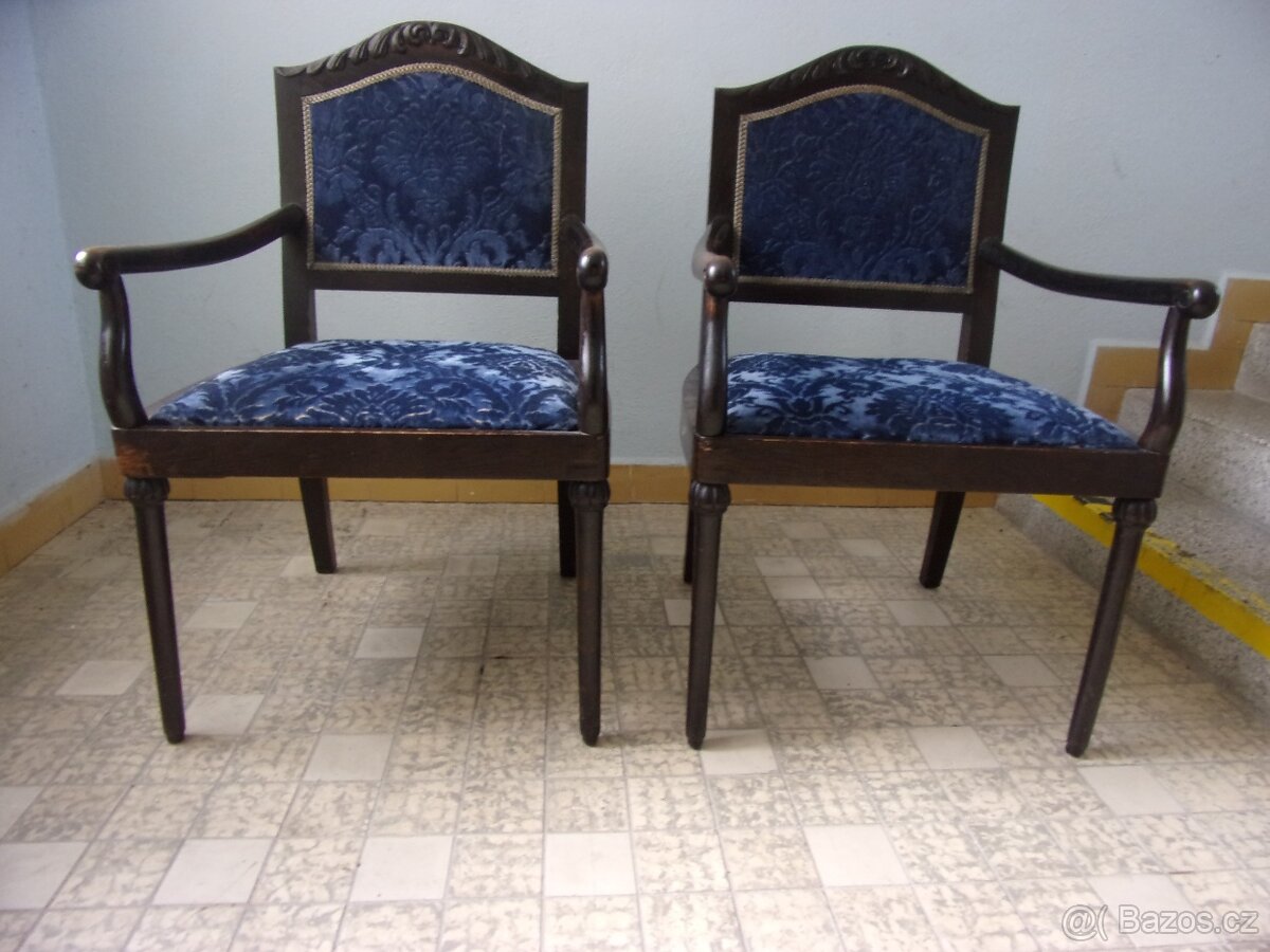 Starožitná křesílka 1. republika 2ks - 2