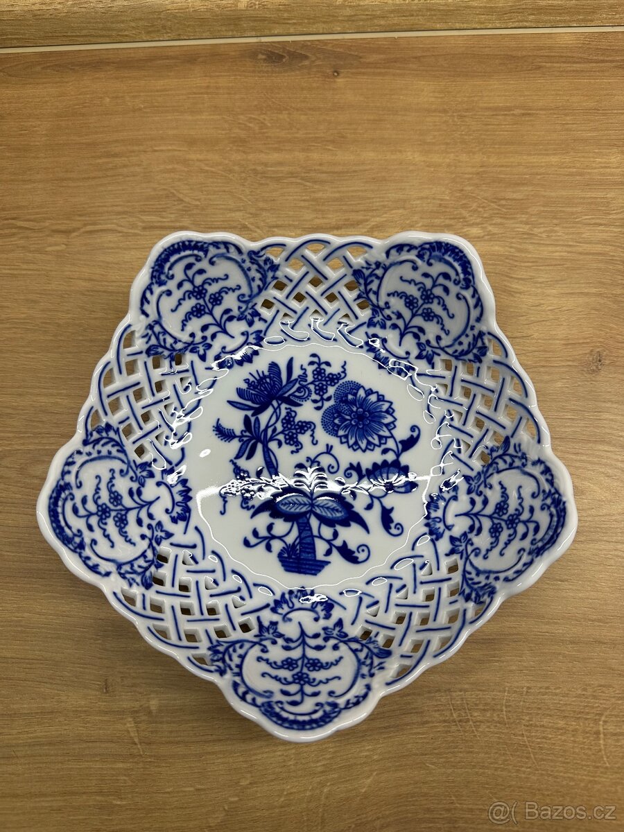 Mísa pětihranná prolamovaná 19 cm, Cibulák, originální z Dub - 2