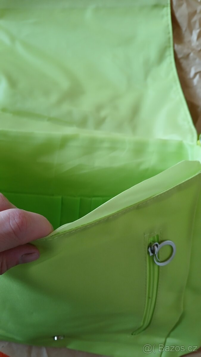 Zelená kabelka přes rameno - 2