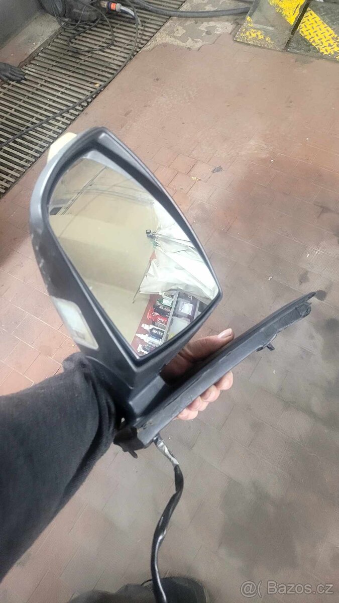 ford c max zrcatko leve - 2