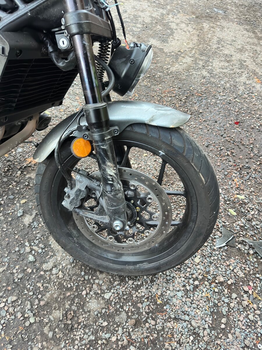 Honda cmx 1100 rebel - 2