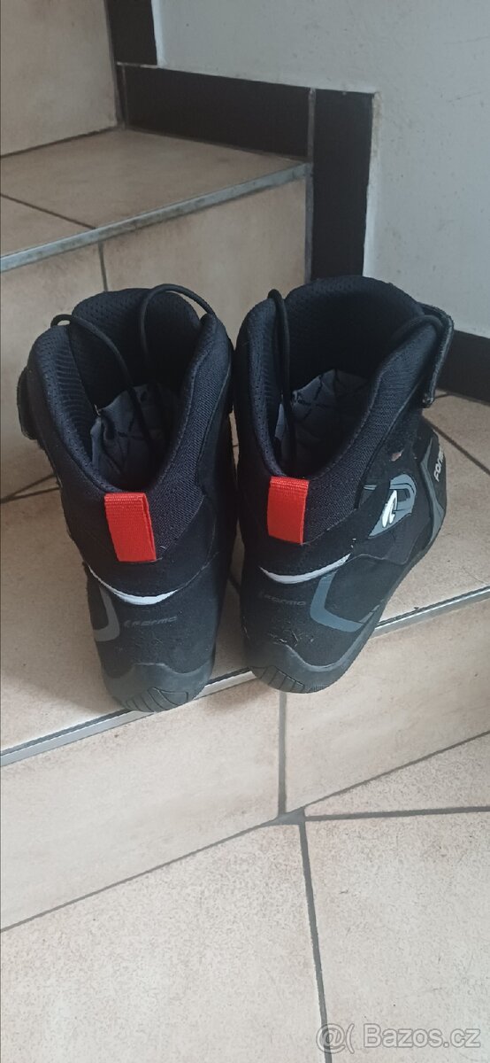 Boty Forma vel.45 - 2