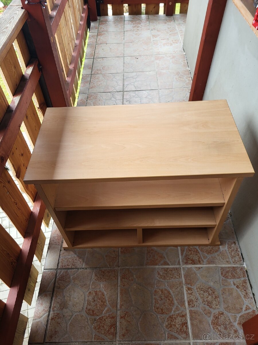 Stolek pod TV/nebo jiné - 2