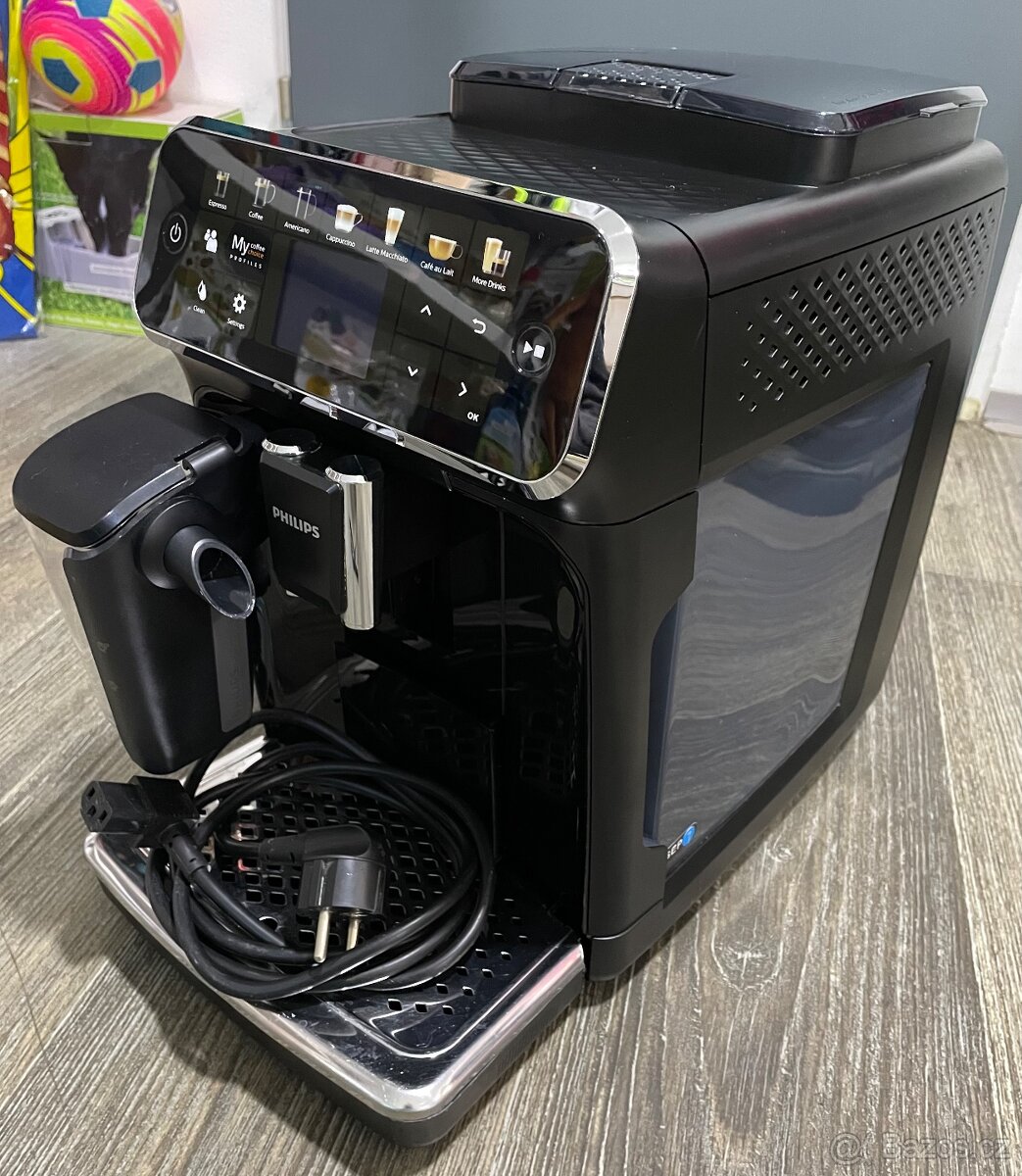 Automatický kávovar Philips LatteGo EP5441/50 - 2