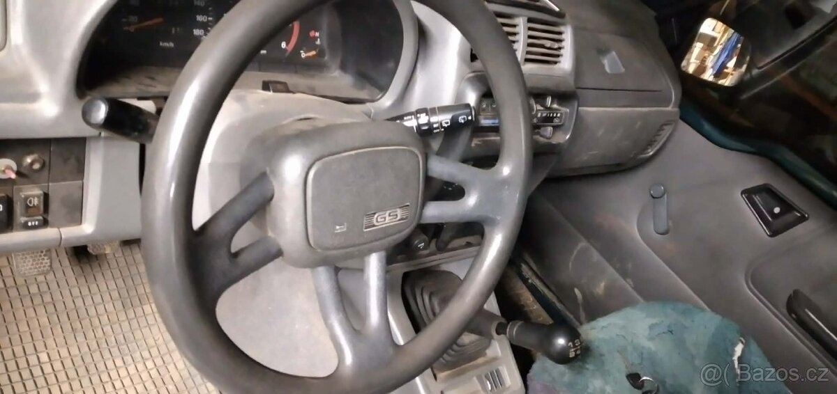 Koupím volant GS nebo GTi Suzuki Swift - 2