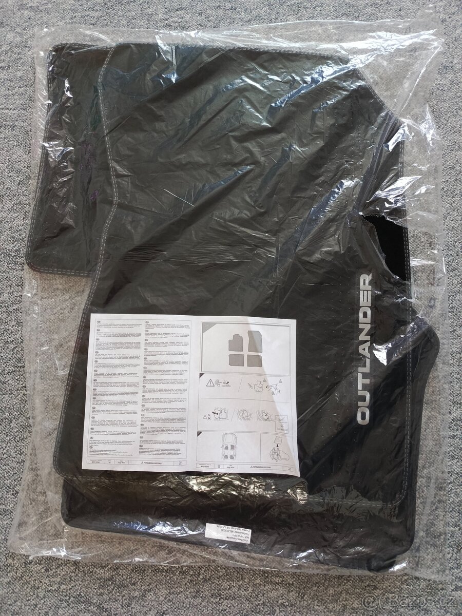 Mitsubishi Outlander koberce - 2