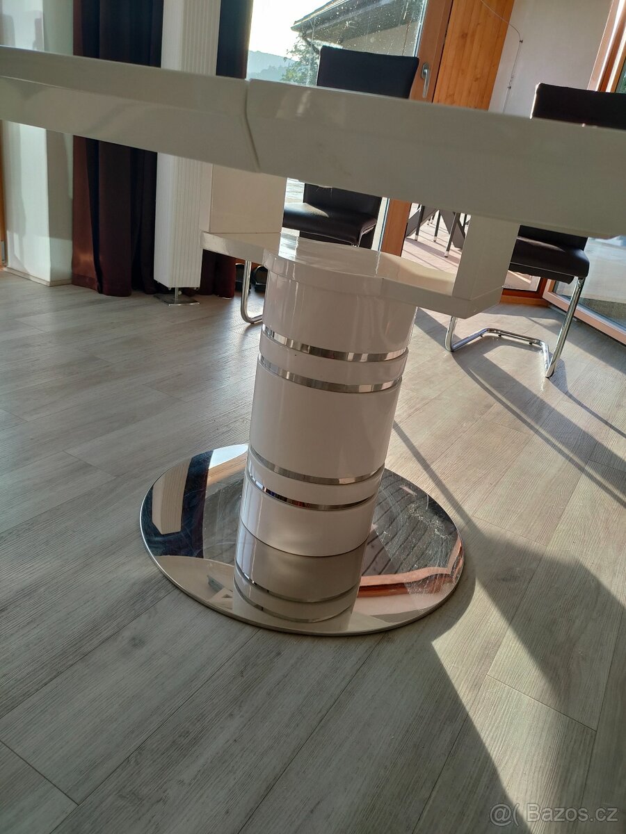 luxusní rozkládací stůl - 2