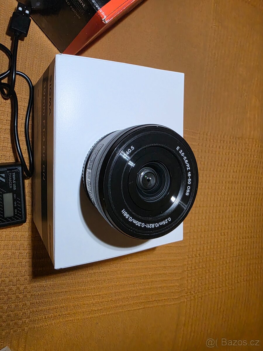 Sony a6400 + 2 objektivy - 2