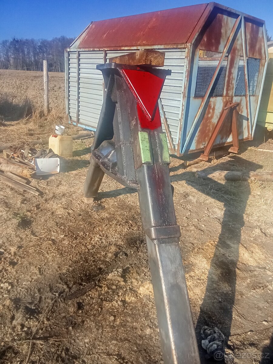 Nohy vyvážecí vlek - 2