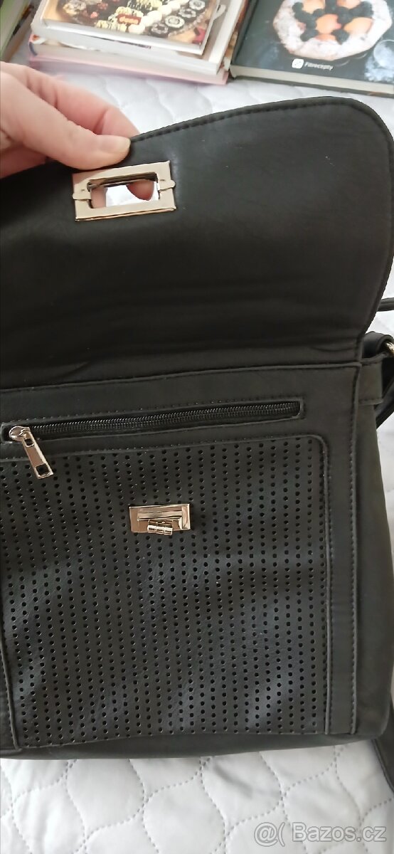 Dámská crossbody kabelka - 2
