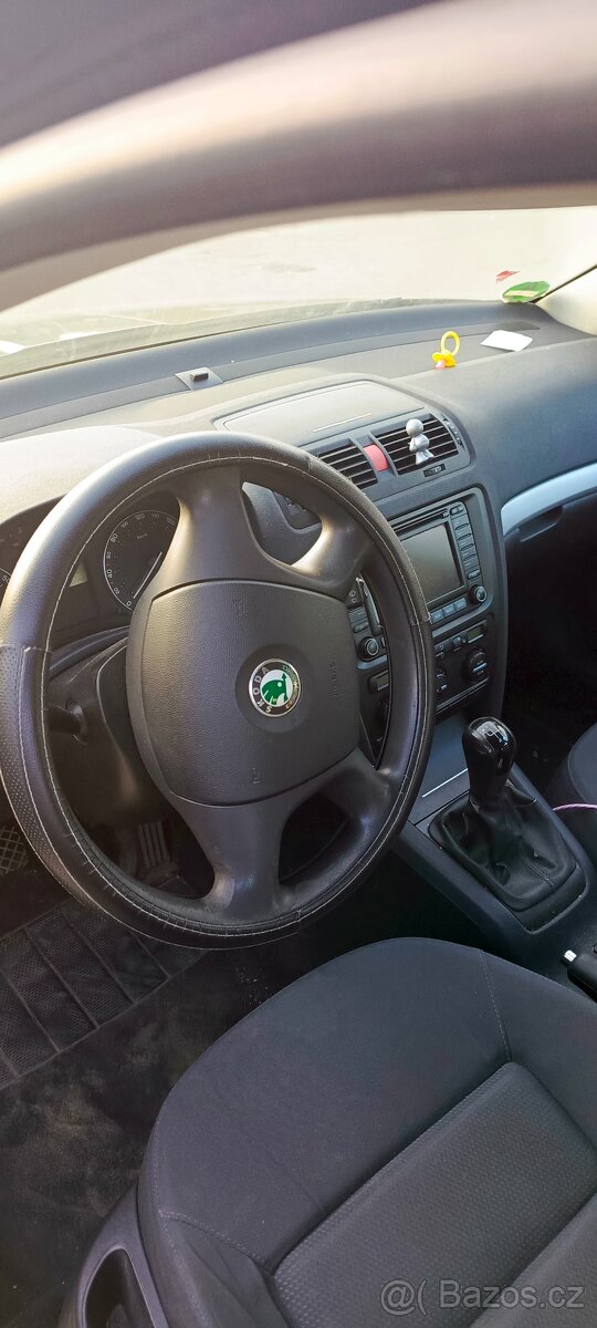 Prodám škoda octavia 2 1.6 MPI 74kw combi plus LPG NOVÁ STK - 2