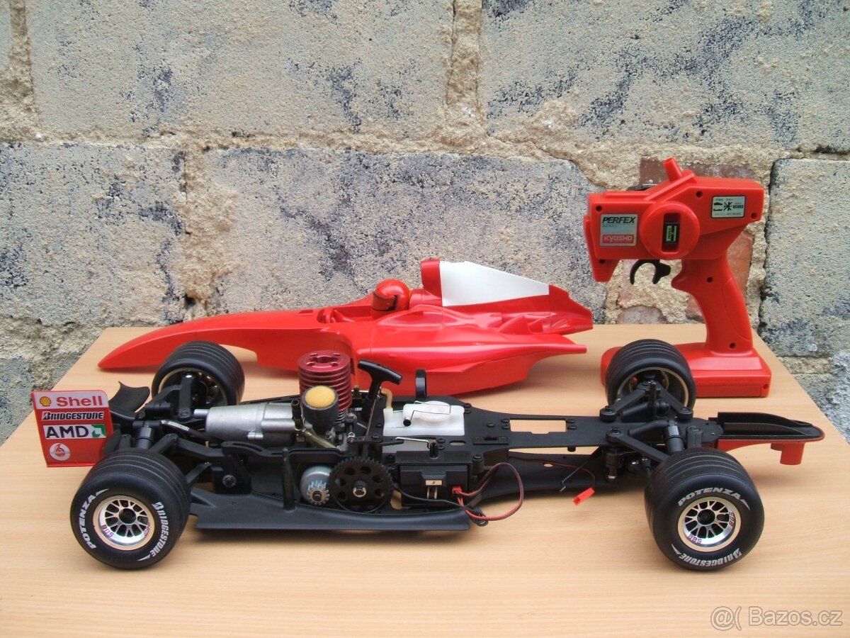 Kyosho FERRARI F1 2004 De Agostini R/C 1:8 - 2
