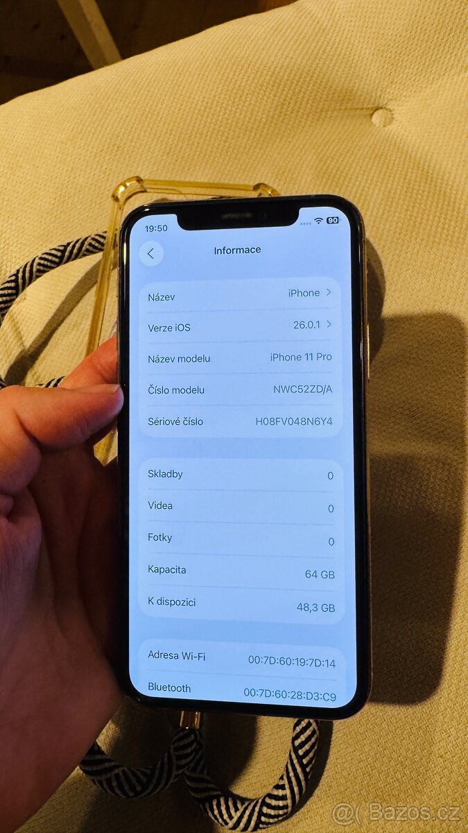 Prodám zlatý iPhone 11PRO 64GB v super stavu - 2
